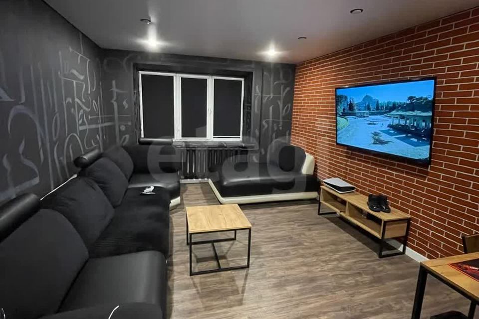 Продаётся 4-комнатная квартира, 75.5 м²