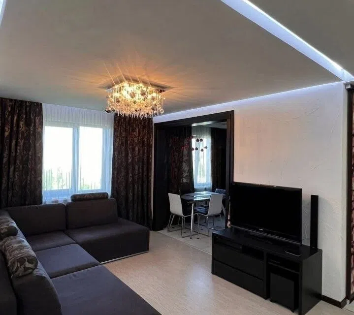Продаётся 3-комнатная квартира, 65.8 м²