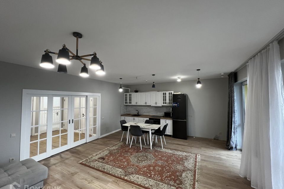 Сдаётся 3-комнатная квартира, 81.9 м²