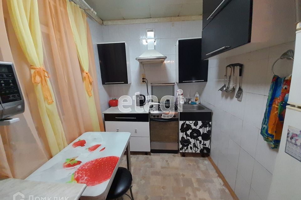Продаётся 3-комнатная квартира, 50 м²