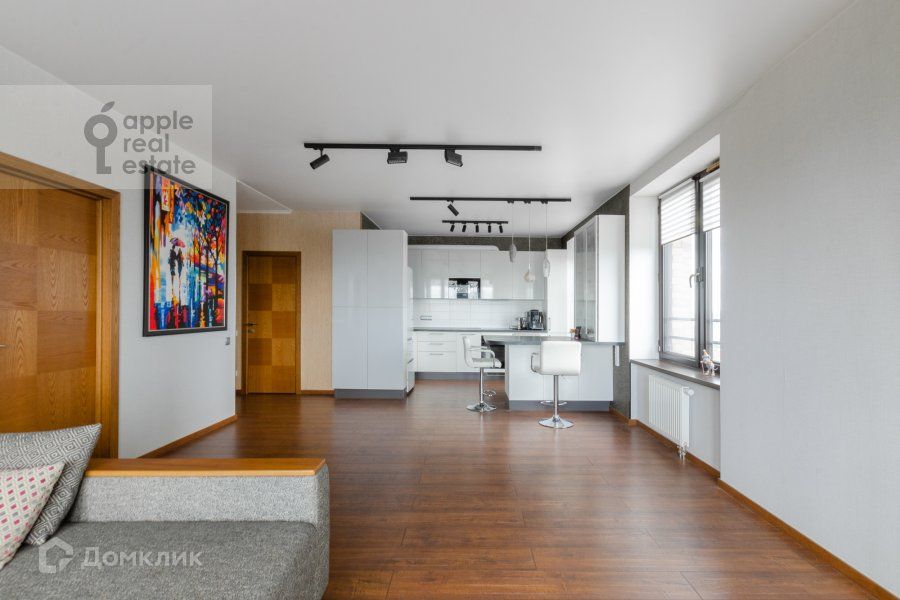 Сдаётся 2-комнатная квартира, 67 м²