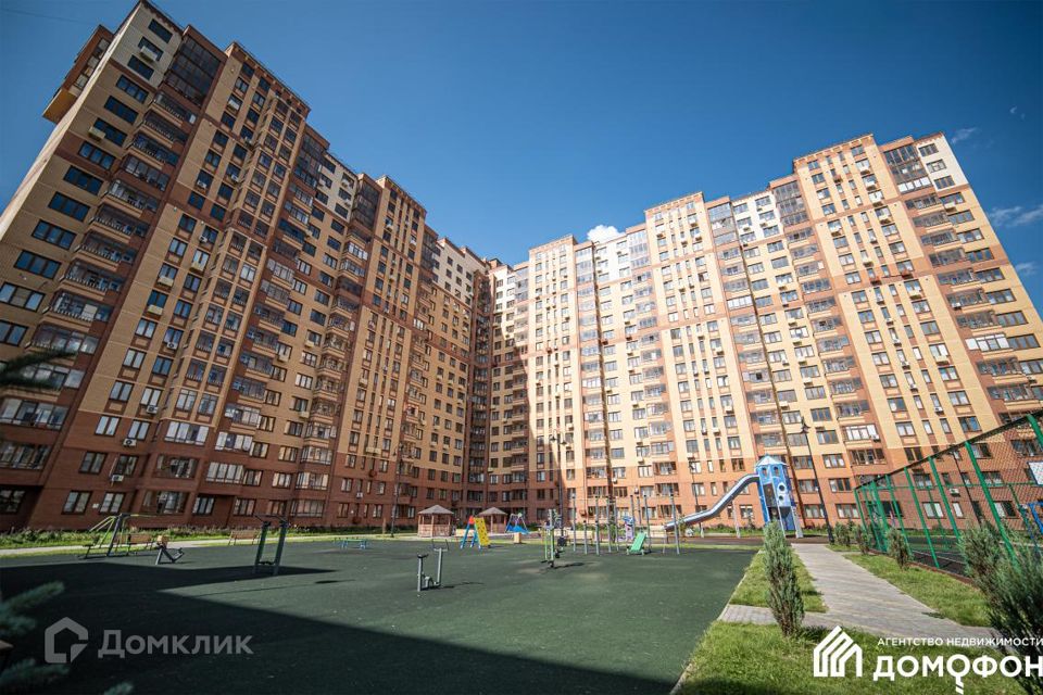 Продаётся 2-комнатная квартира, 62.4 м²
