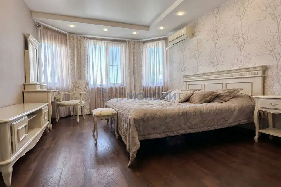 Продаётся 3-комнатная квартира, 90.2 м²