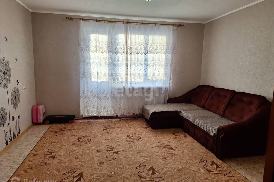 Продаётся 1-комнатная квартира, 42.5 м²