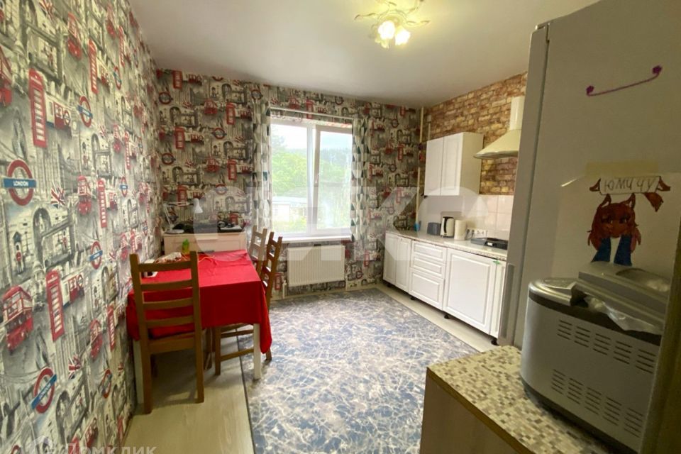 Продаётся 1-комнатная квартира, 39.7 м²