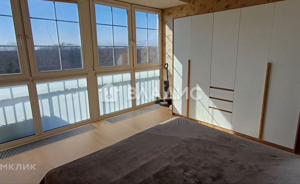 Продаётся 2-комнатная квартира, 70.1 м²