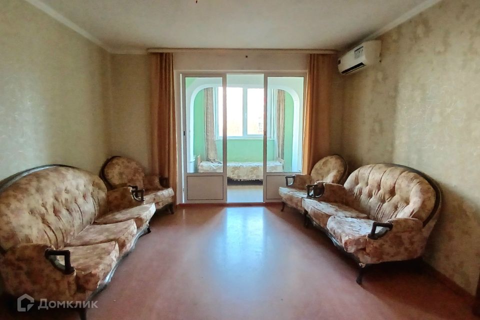 Продаётся 4-комнатная квартира, 92 м²