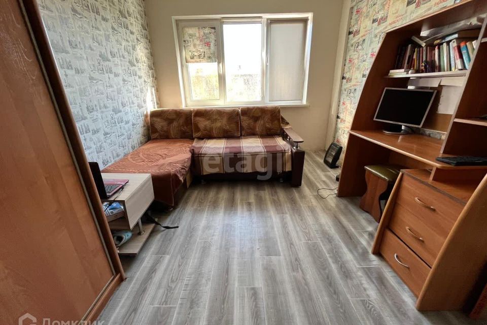 Продаётся комната в 5-комн. квартире, 12.2 м²