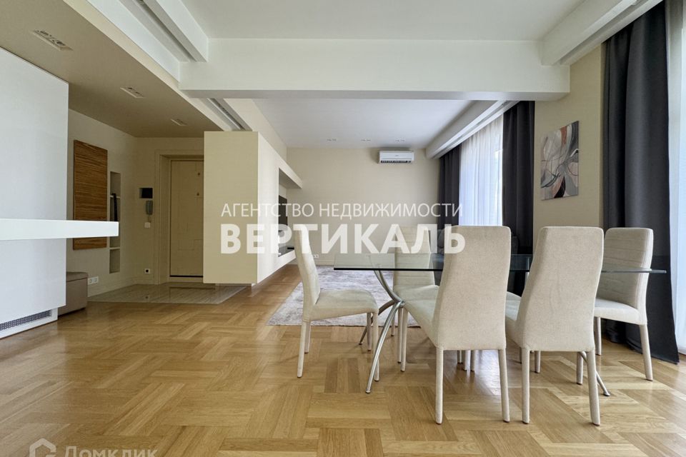 Сдаётся 3-комнатная квартира, 87 м²
