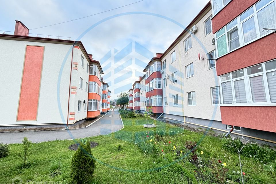 Продаётся 2-комнатная квартира, 63.6 м²