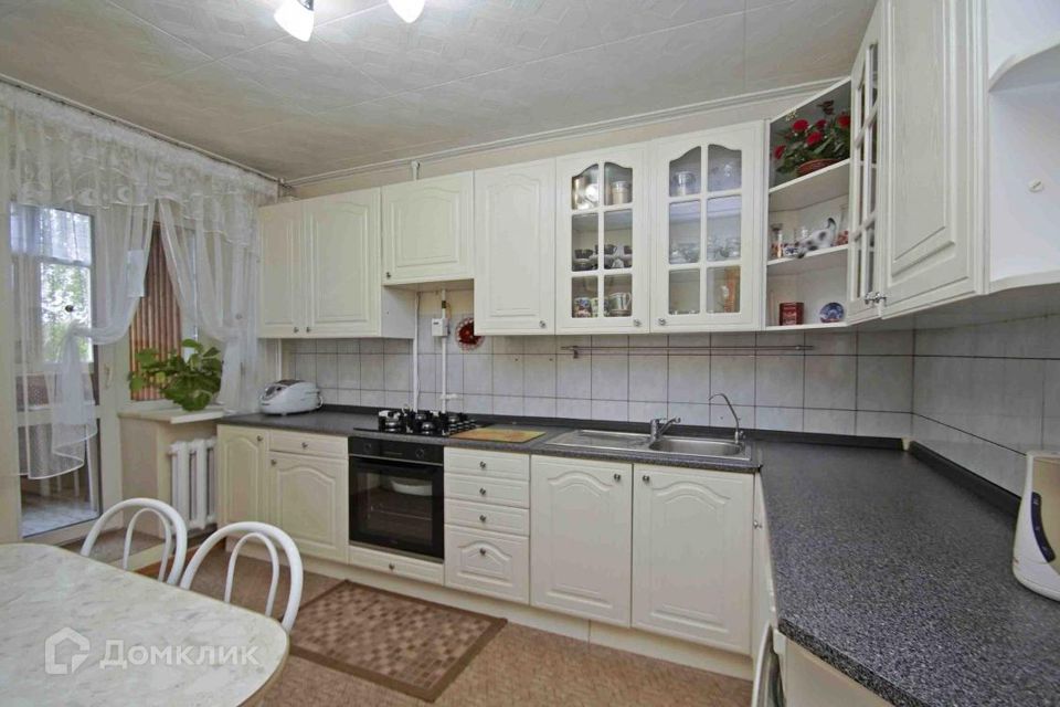 Продаётся 2-комнатная квартира, 70.3 м²