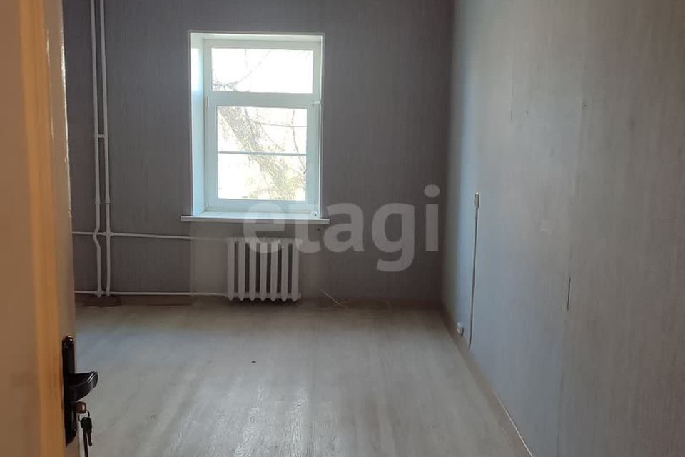 Продаётся комната в 4-комн. квартире, 20.5 м²