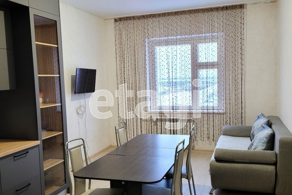 Сдаётся 2-комнатная квартира, 68.8 м²