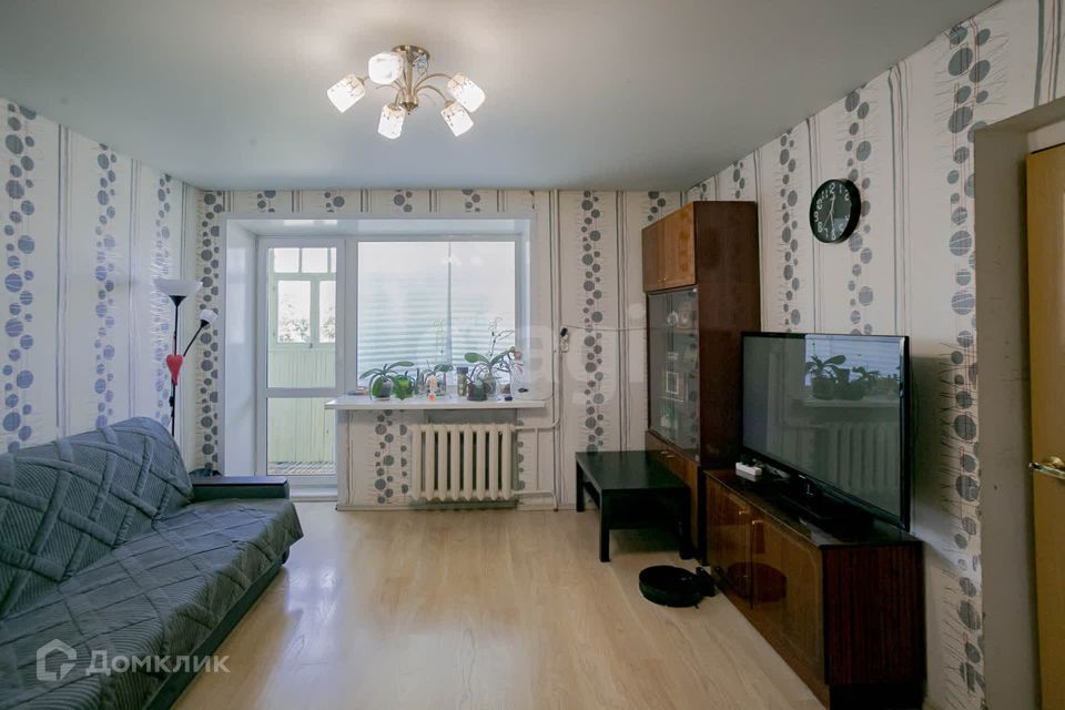 Продаётся 4-комнатная квартира, 90.2 м²