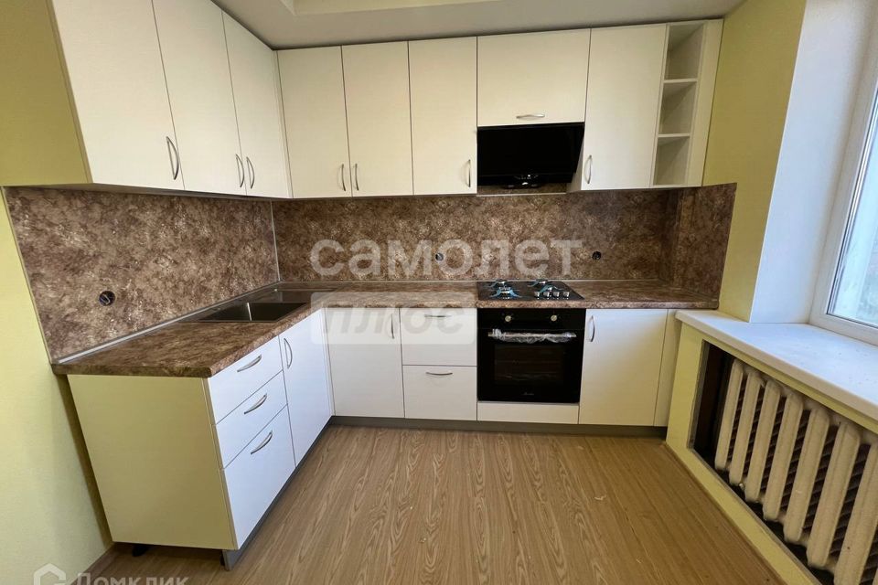 Продаётся 5-комнатная квартира, 100.7 м²