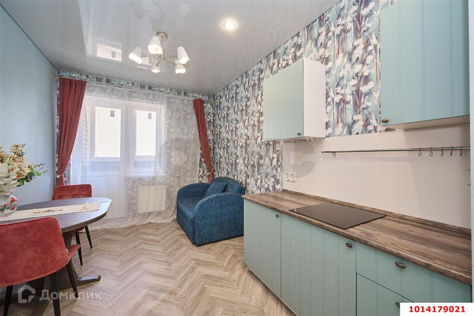 Продаётся 1-комнатная квартира, 37 м²
