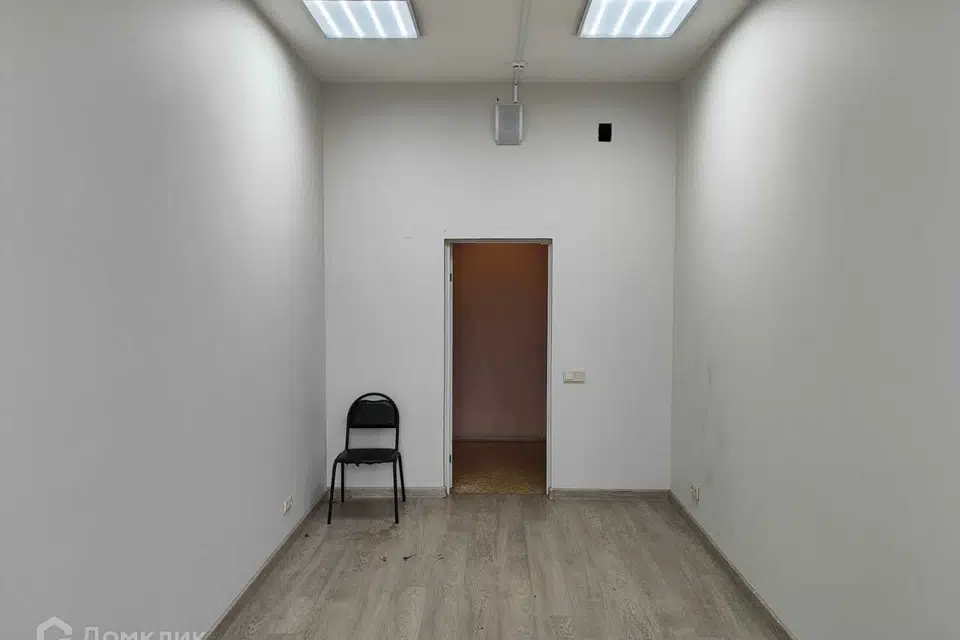 Сдаётся помещение своб. назначения, 16.9 м²