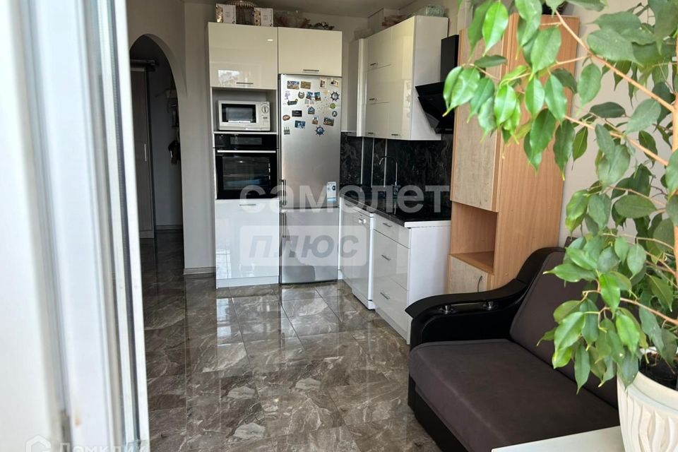Продаётся 1-комнатная квартира, 37 м²
