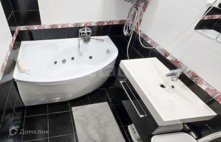 Продаётся 1-комнатная квартира, 45.5 м²