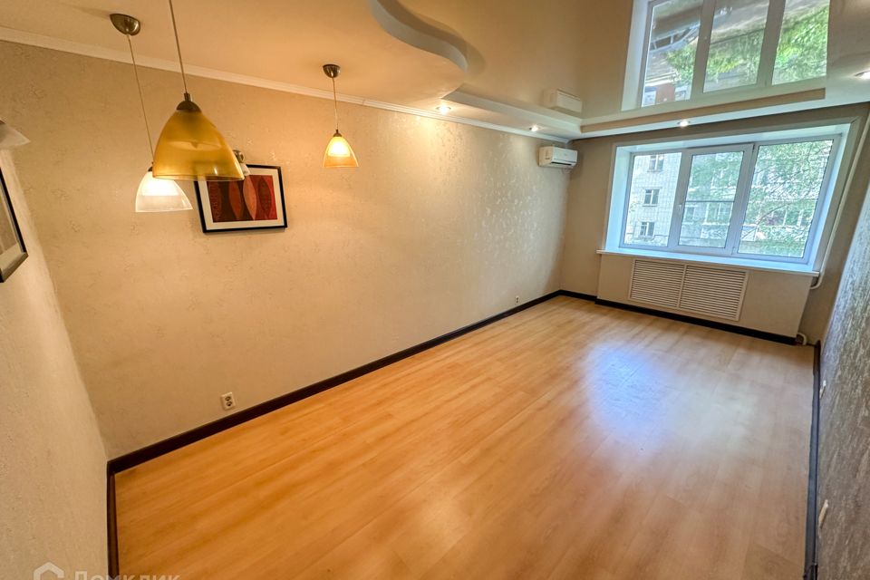 Продаётся 2-комнатная квартира, 47.2 м²