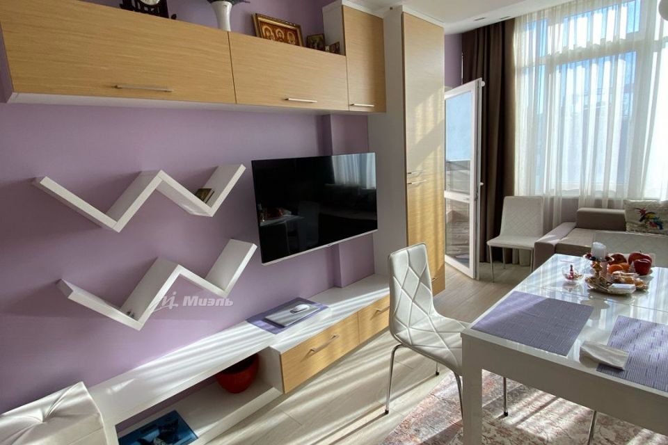 Продаётся 1-комнатная квартира, 50 м²