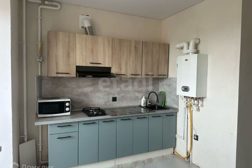 Продаётся 2-комнатная квартира, 77.1 м²