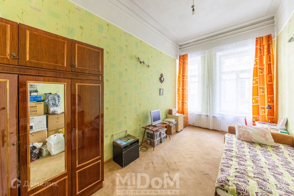 Продаётся 5-комнатная квартира, 151.9 м²