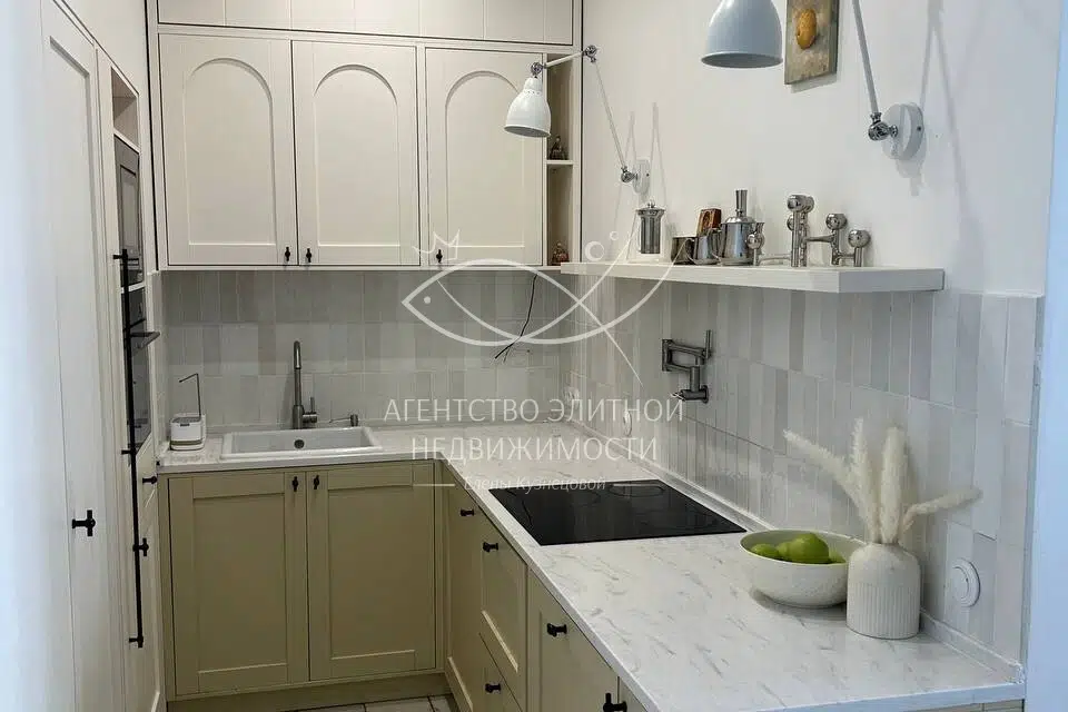 Продаётся 5-комнатная квартира, 103 м²