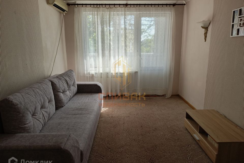 Продаётся 3-комнатная квартира, 50.9 м²