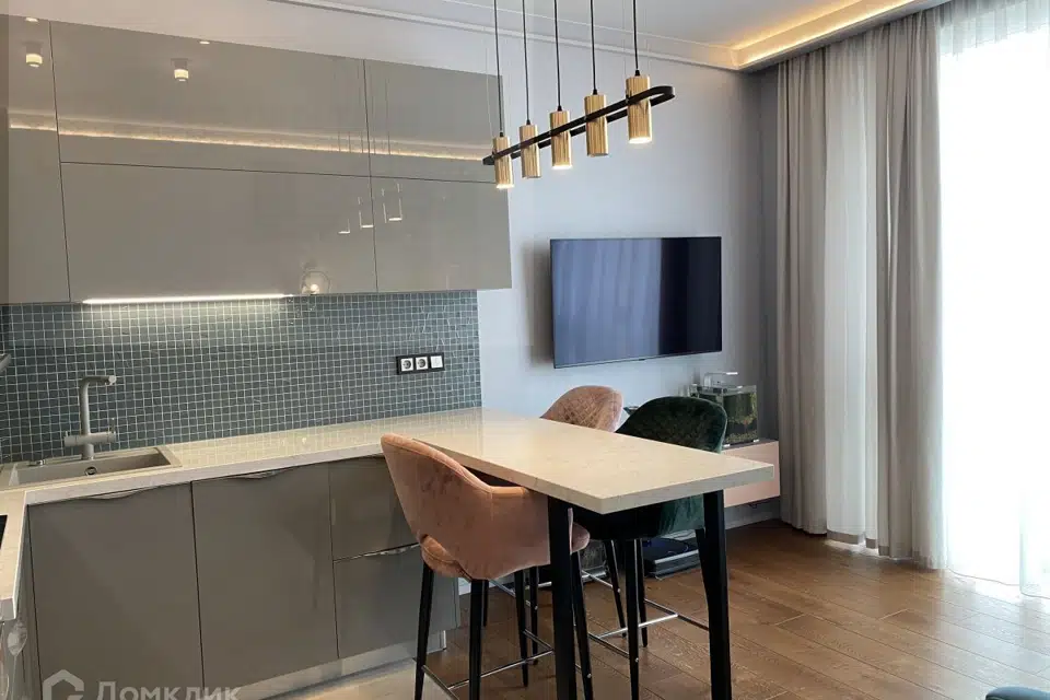 Продаётся 1-комнатная квартира, 47 м²