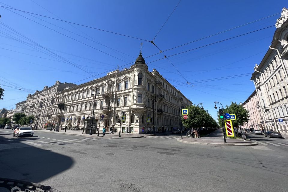 Продаётся комната в 6-комн. квартире, 16 м²