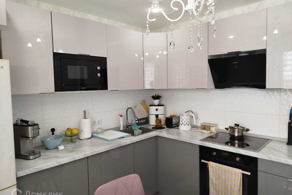Продаётся 2-комнатная квартира, 57 м²