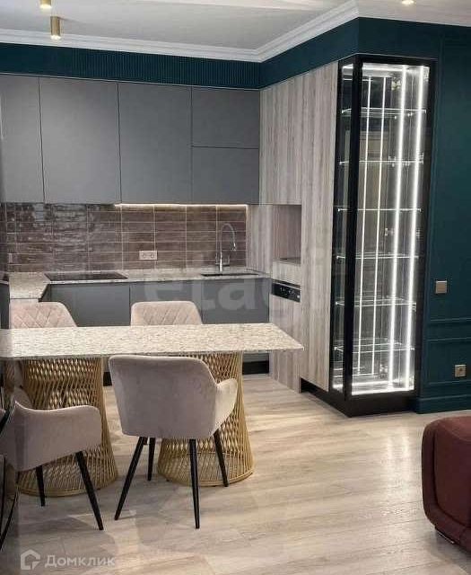 Сдаётся 2-комнатная квартира, 74.5 м²