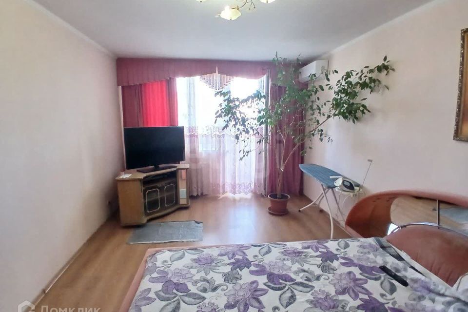 Продаётся 3-комнатная квартира, 68.2 м²