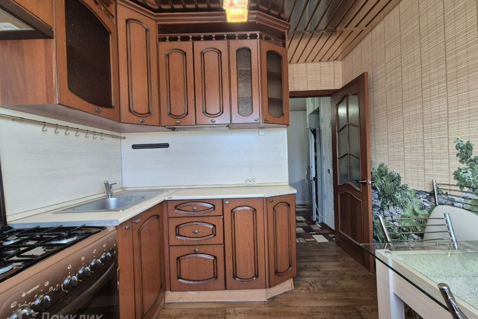 Продаётся 3-комнатная квартира, 57.4 м²