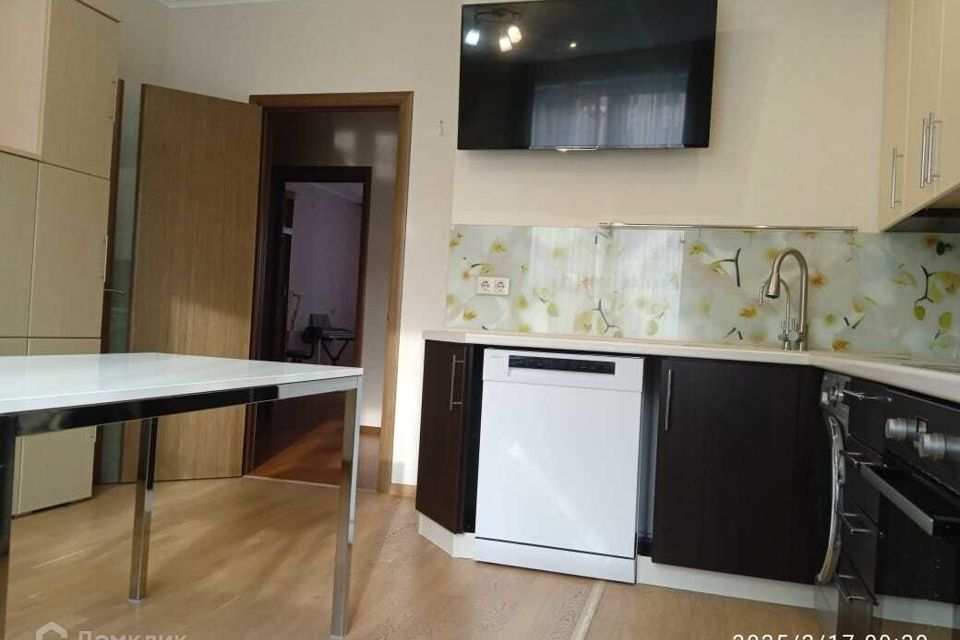 Продаётся 2-комнатная квартира, 66 м²