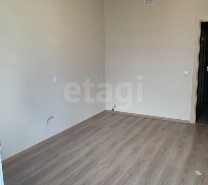 Продаётся 1-комнатная квартира, 38.6 м²