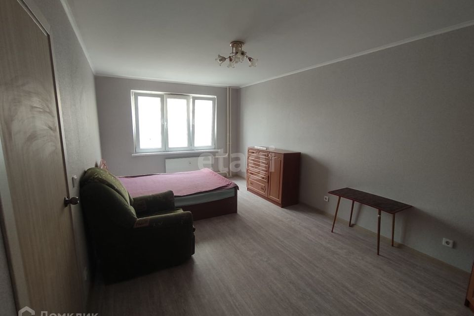 Продаётся 1-комнатная квартира, 42 м²
