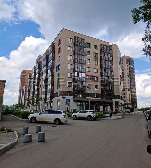 Сдаётся 3-комнатная квартира, 96 м²