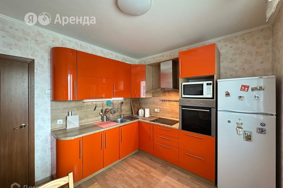 Сдаётся 1-комнатная квартира, 42 м²