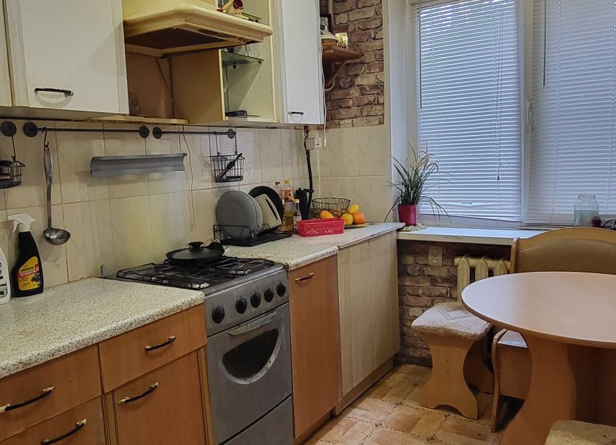 Продаётся 3-комнатная квартира, 63.7 м²