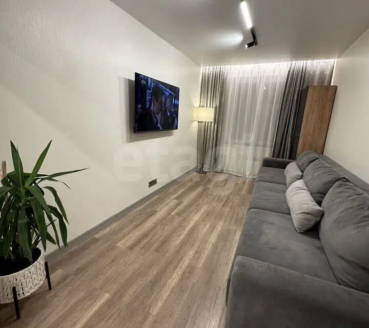 Продаётся 3-комнатная квартира, 62 м²
