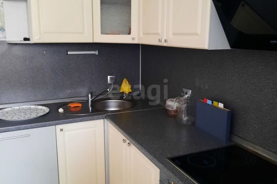 Продаётся 1-комнатная квартира, 40 м²