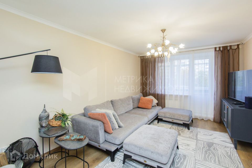 Продаётся 3-комнатная квартира, 103 м²