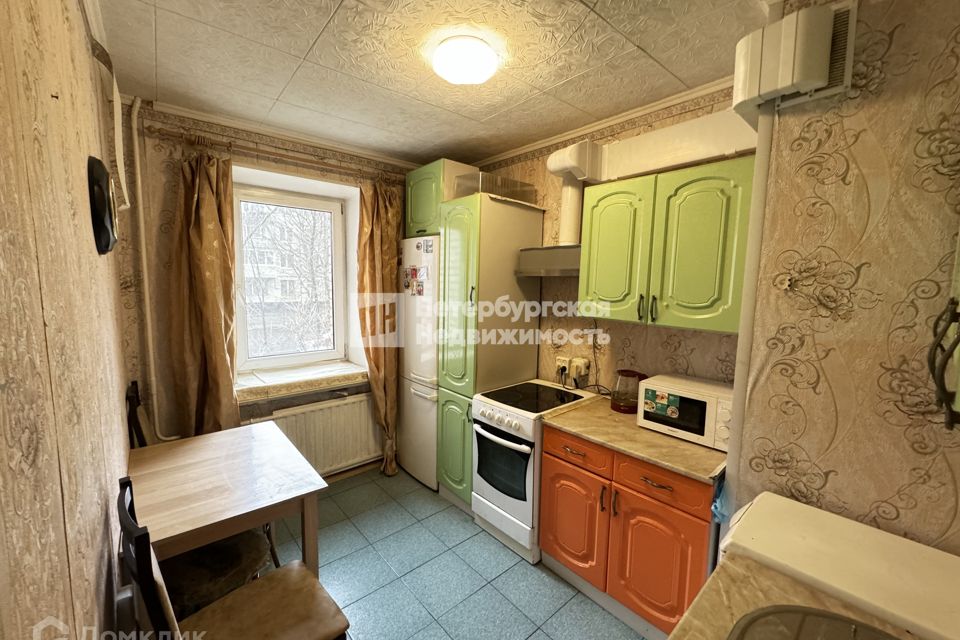 Продаётся 1-комнатная квартира, 35.2 м²