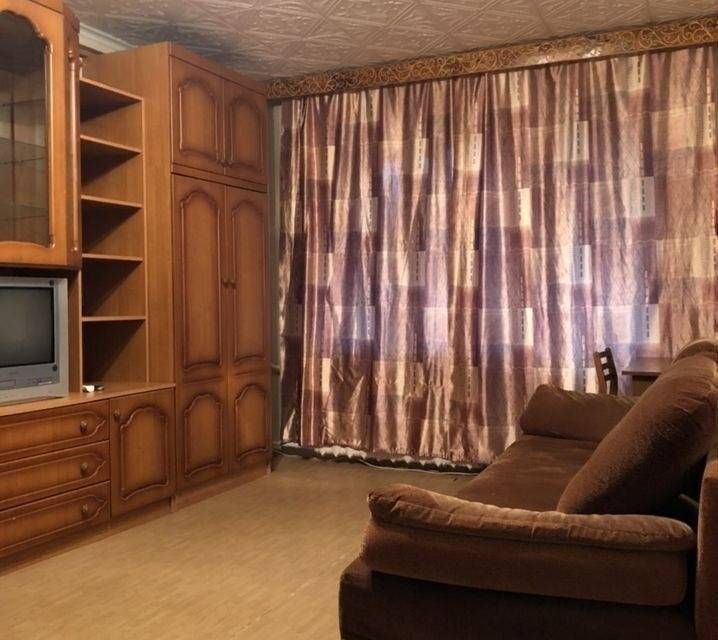 Сдаётся 1-комнатная квартира, 35 м²