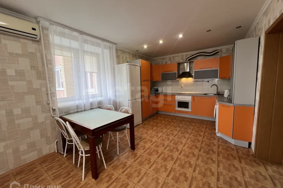 Сдаётся 3-комнатная квартира, 100 м²