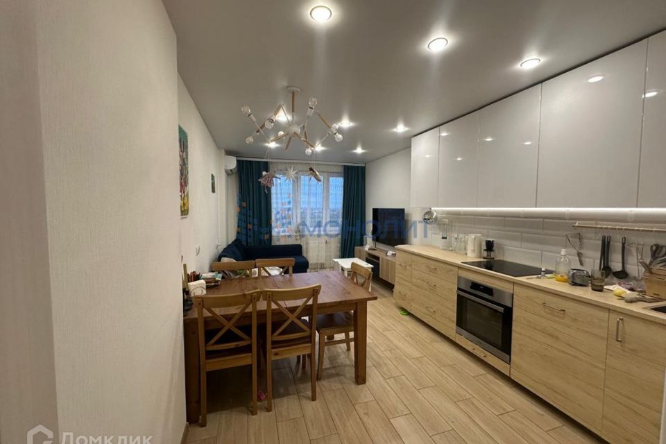 Продаётся 3-комнатная квартира, 76.7 м²