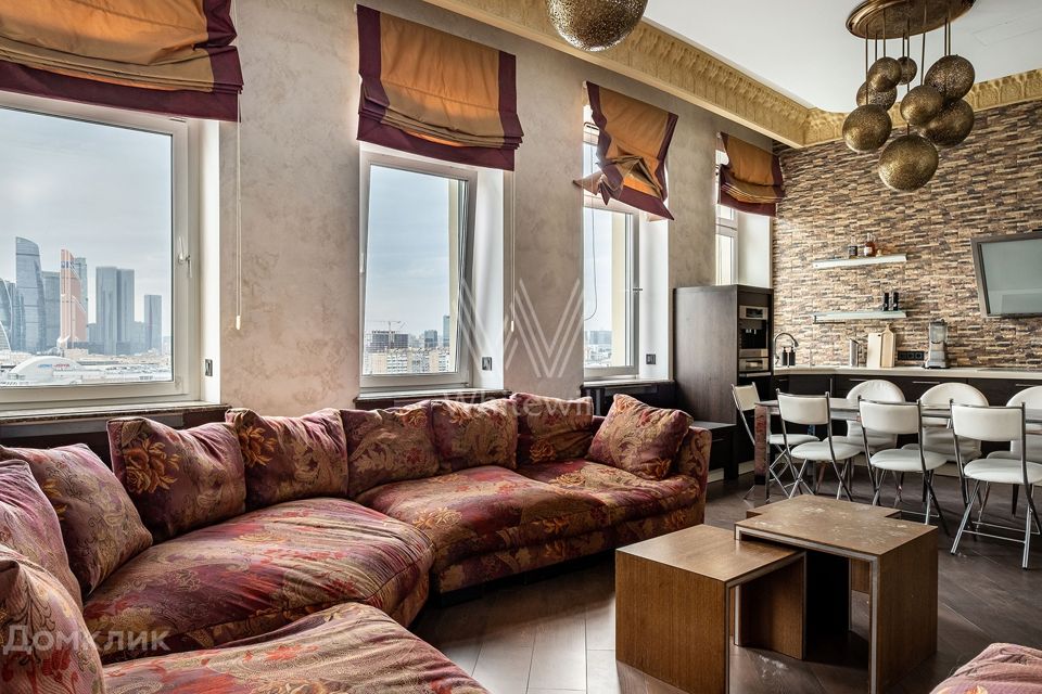 Сдаётся 3-комнатная квартира, 112 м²