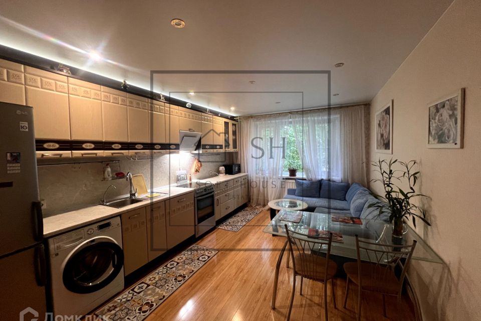 Сдаётся 2-комнатная квартира, 58 м²